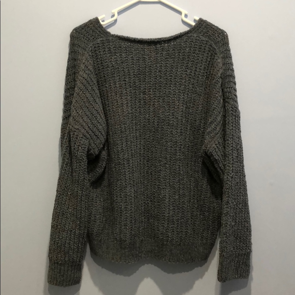 Express Sweater - Picture 3 of 4